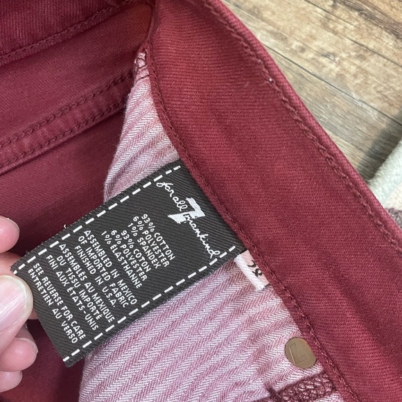 7 For All Mankind Women's Burgundy Skinny Jeans - Picture 3 of 4
